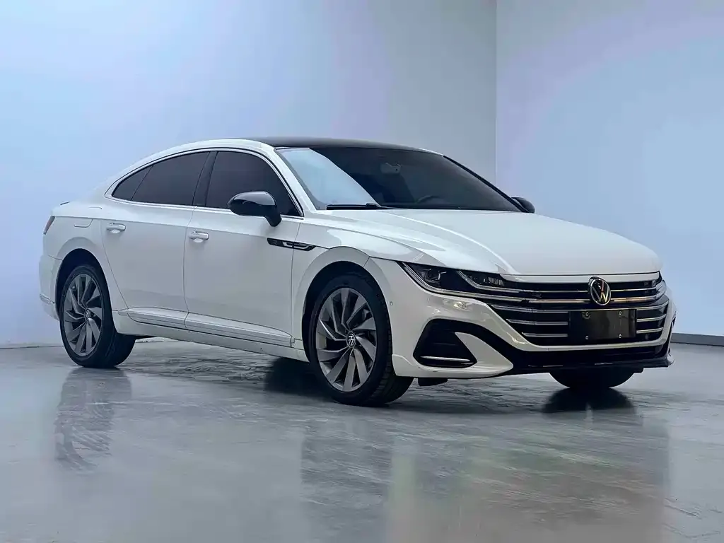 Volkswagen CC 2023 из CN, фото 3