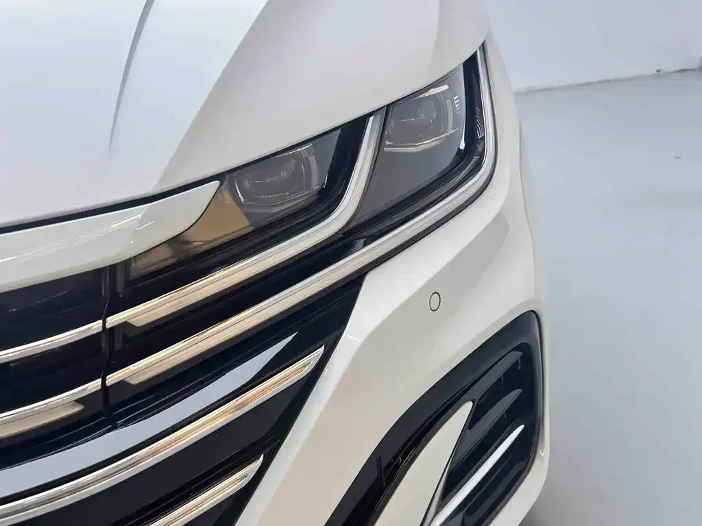Volkswagen CC 2023 из CN, фото 4