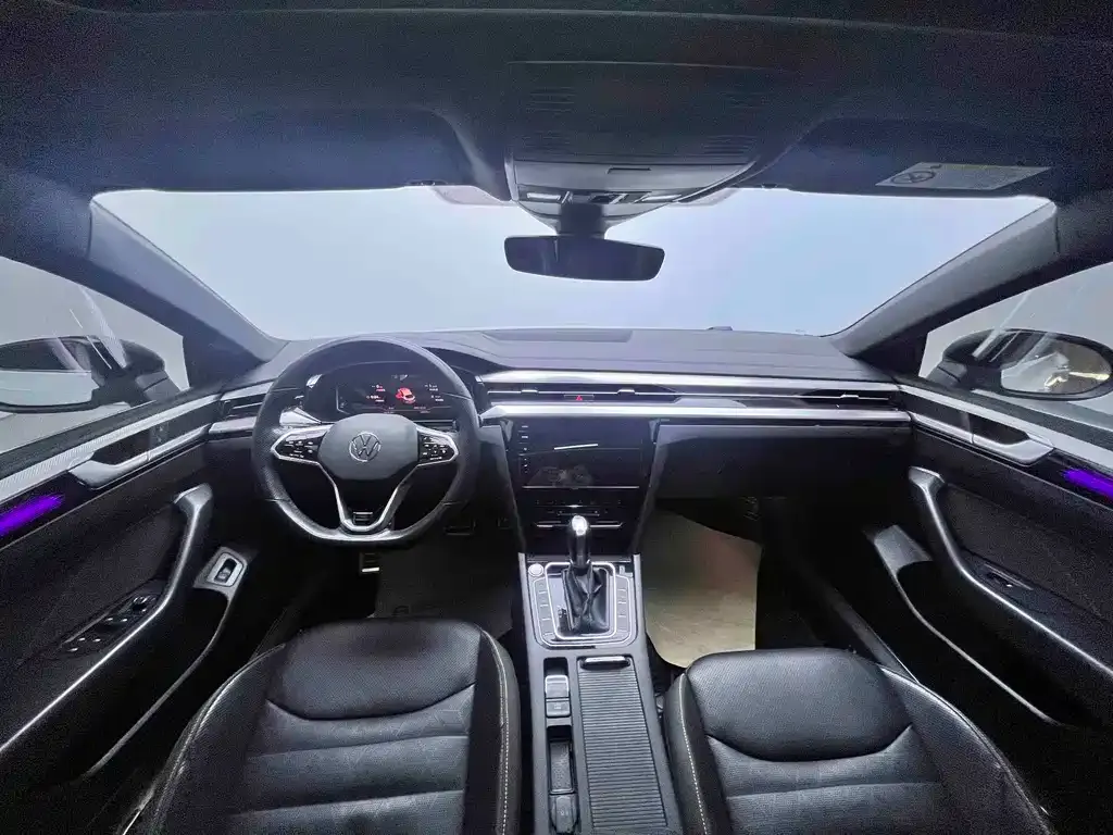 Volkswagen CC 2023 из CN, фото 5