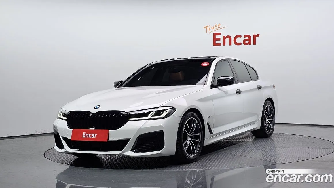 BMW 5-Series 2023 из KR, фото 1
