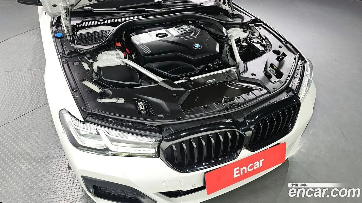 BMW 5-Series 2023 из KR, фото 6