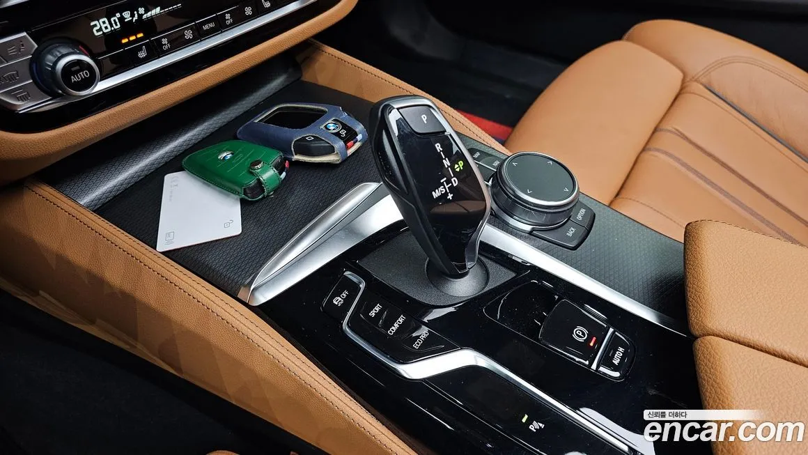 BMW 5-Series 2023 из KR, фото 9