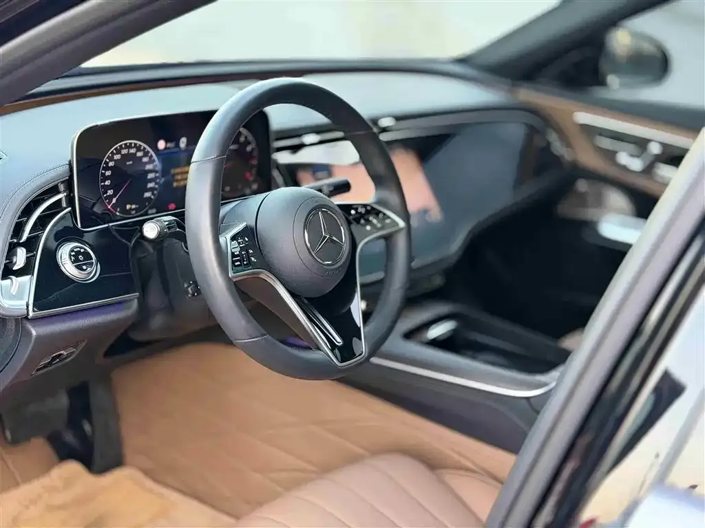 Mercedes-Benz E-Class 2024 из CN, фото 5