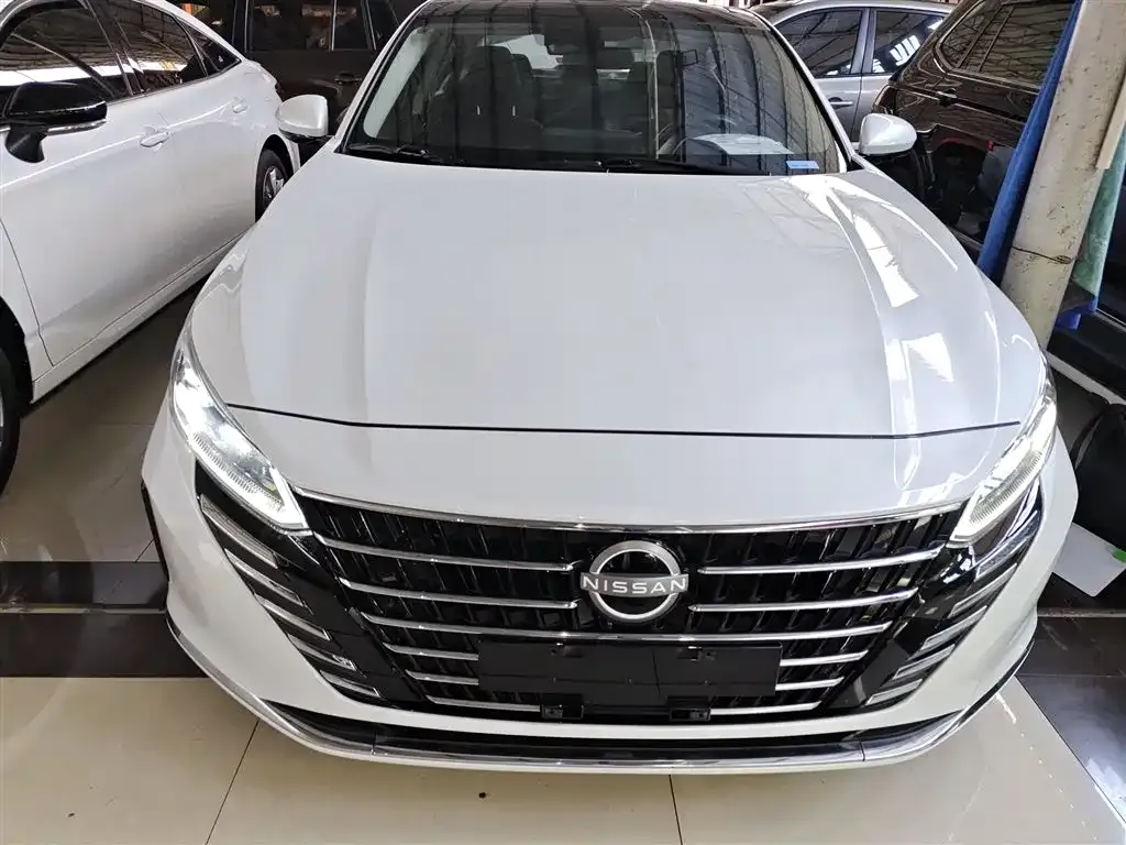 Nissan Teana 2023 из CN, фото 3