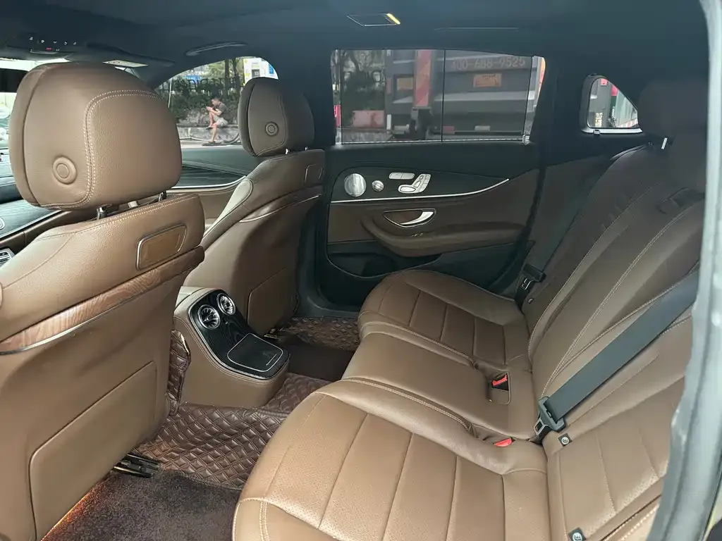 Mercedes-Benz E-Class 2023 из CN, фото 6