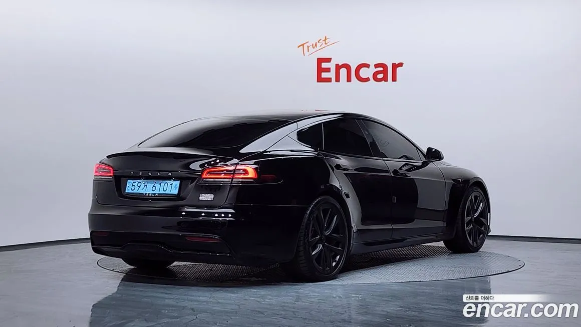 Tesla Model S 2023 из KR, фото 2