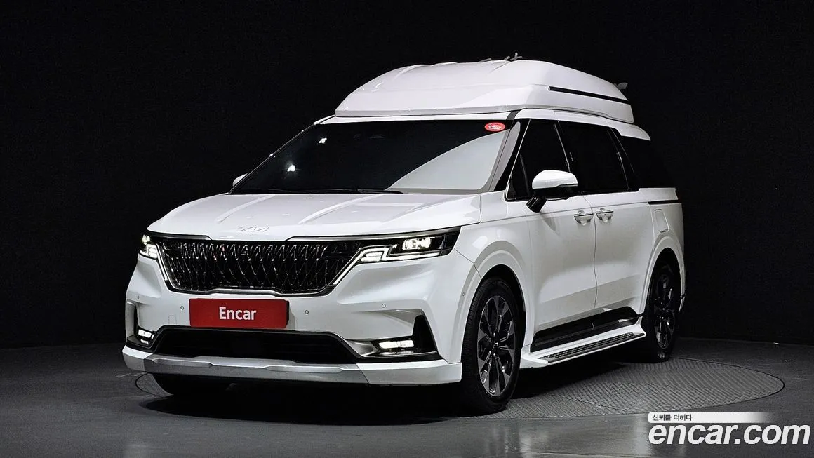 Kia Carnival — фото 1