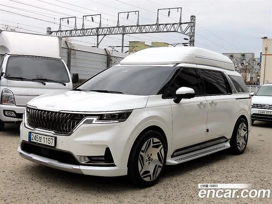 Kia Carnival — фото 1
