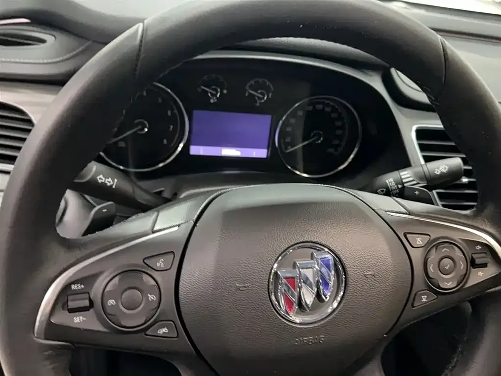 Buick LaCrosse 2023 из CN, фото 4