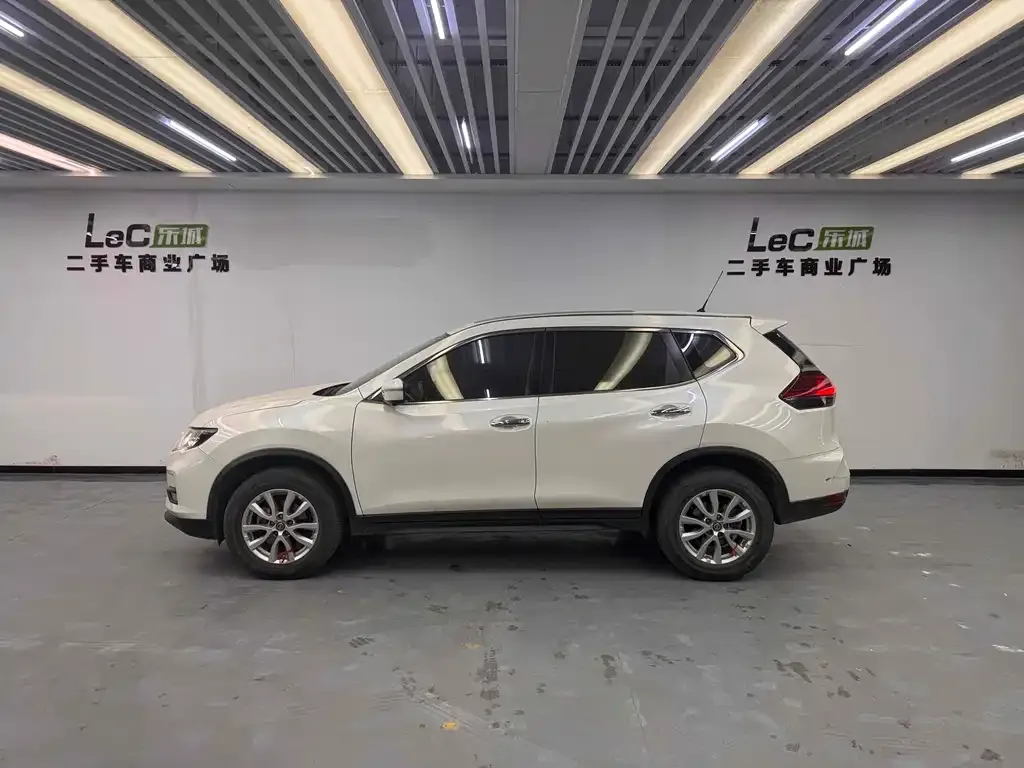 Nissan X-Trail 2021 из CN, фото 7