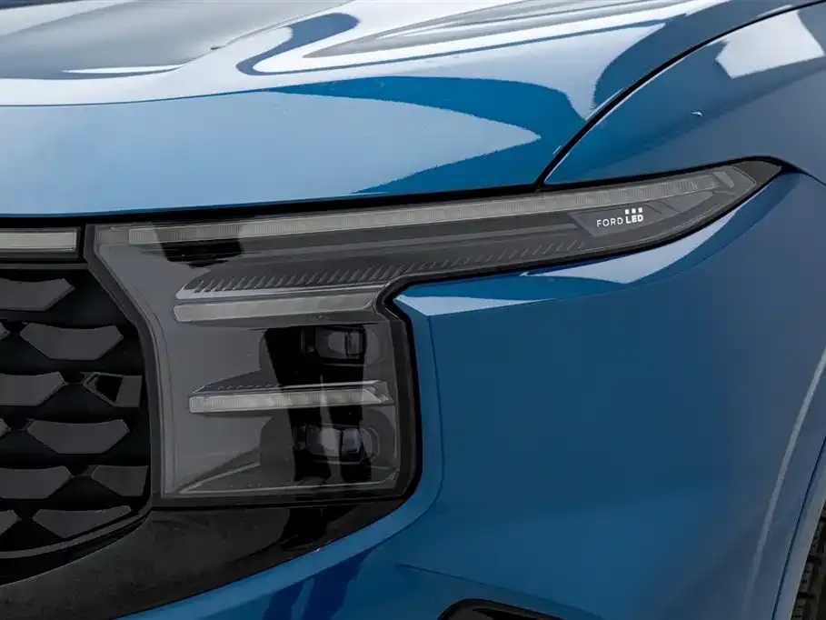 Ford Edge — фото 10