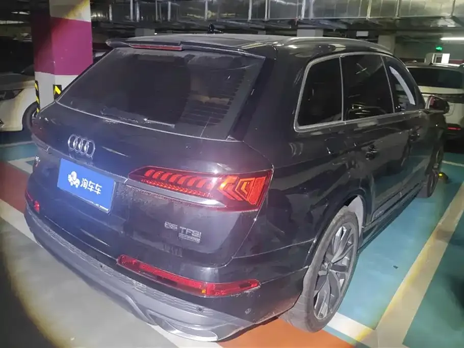 Audi Q7 — фото 3
