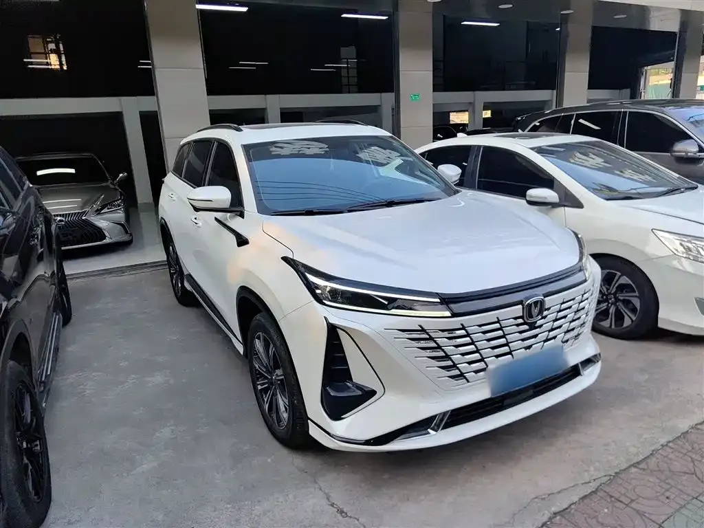 Changan CS75PLUS 2023 из CN, фото 4