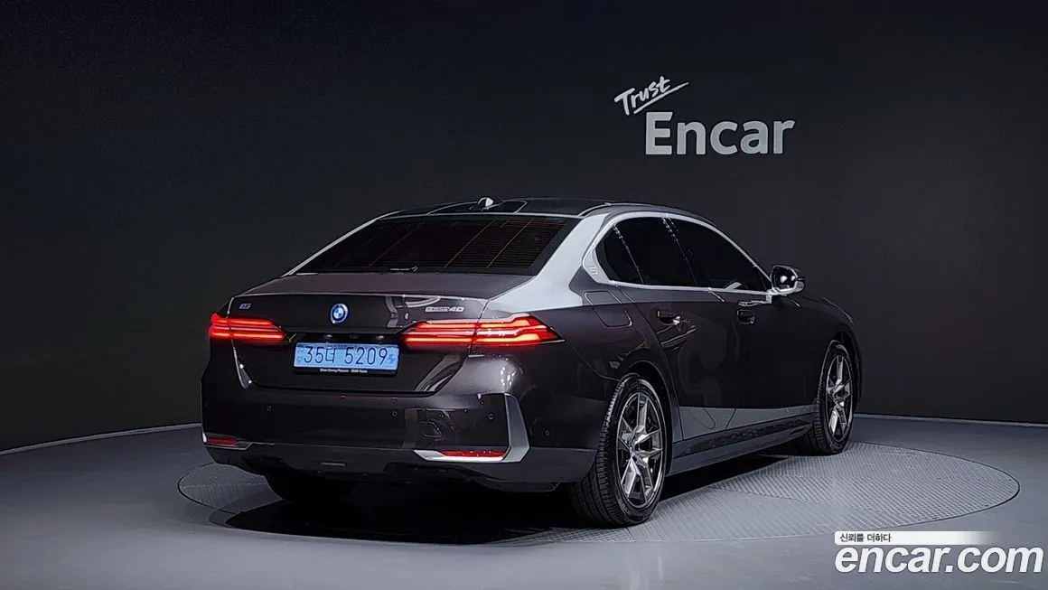 BMW i5 2024 из KR, фото 2
