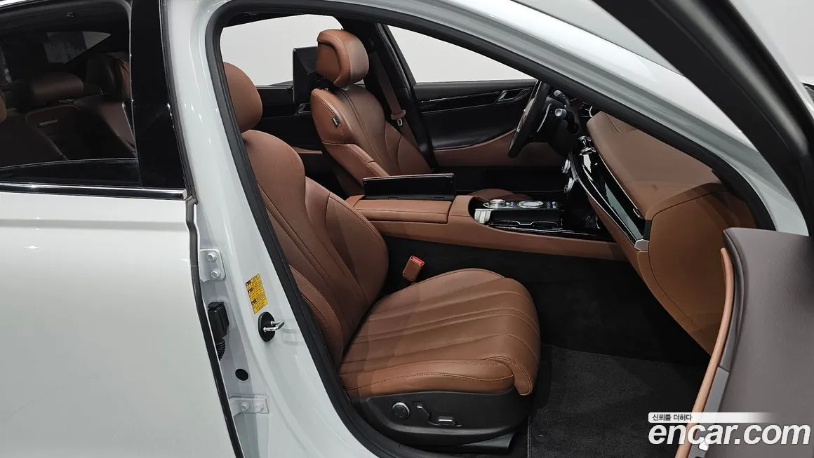 Genesis G80 — фото 10