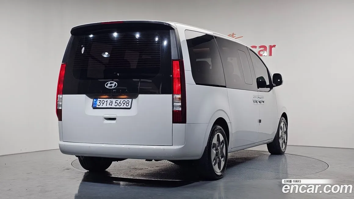Hyundai Staria 2025 из KR, фото 2