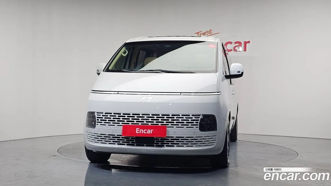 Hyundai Staria 2025 из KR, фото 3