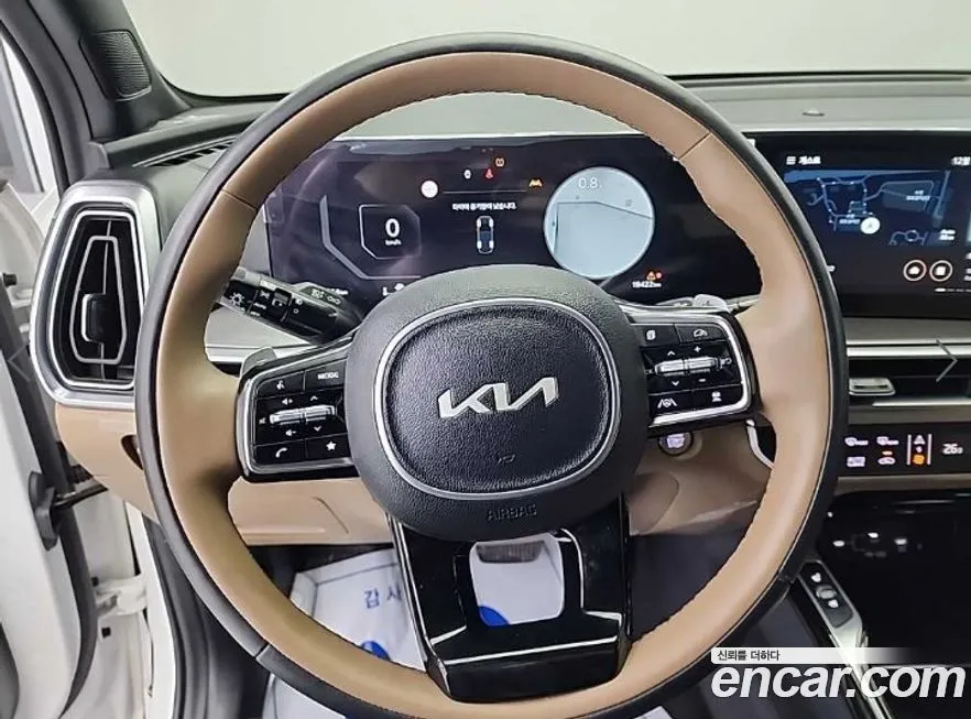 Kia Sorento — фото 9