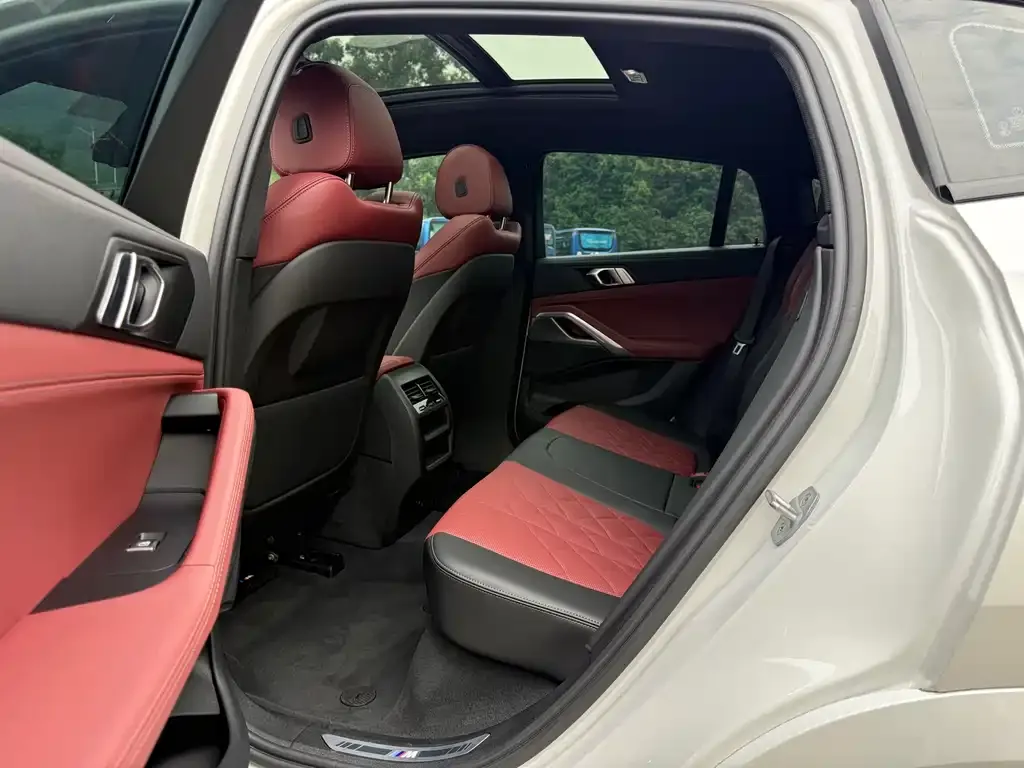 BMW X6 2023 из CN, фото 10
