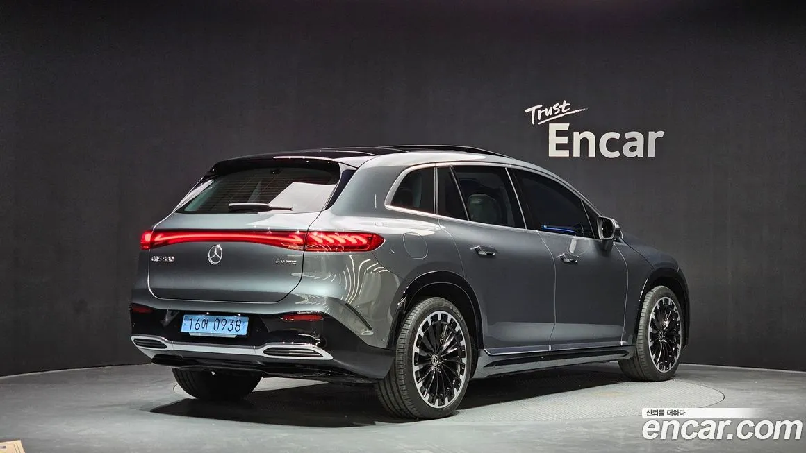 Mercedes-Benz EQS 2023 из KR, фото 2