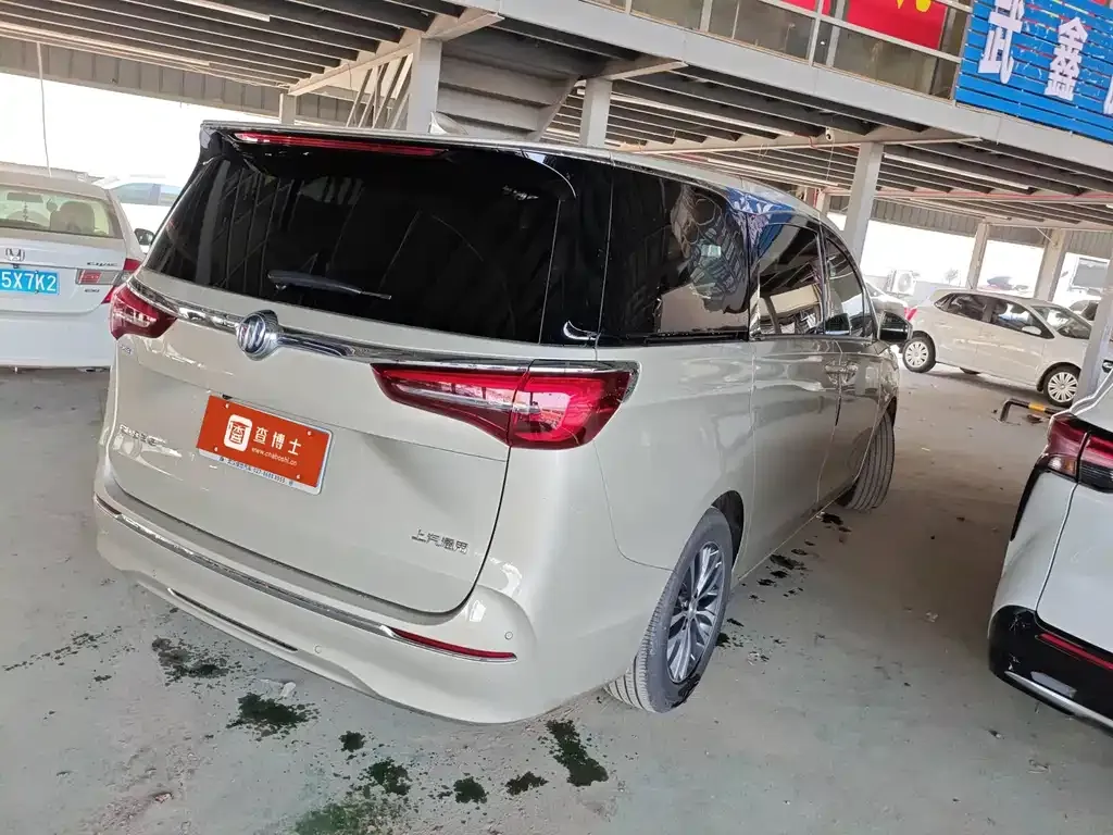 Buick GL8 2022 из CN, фото 4