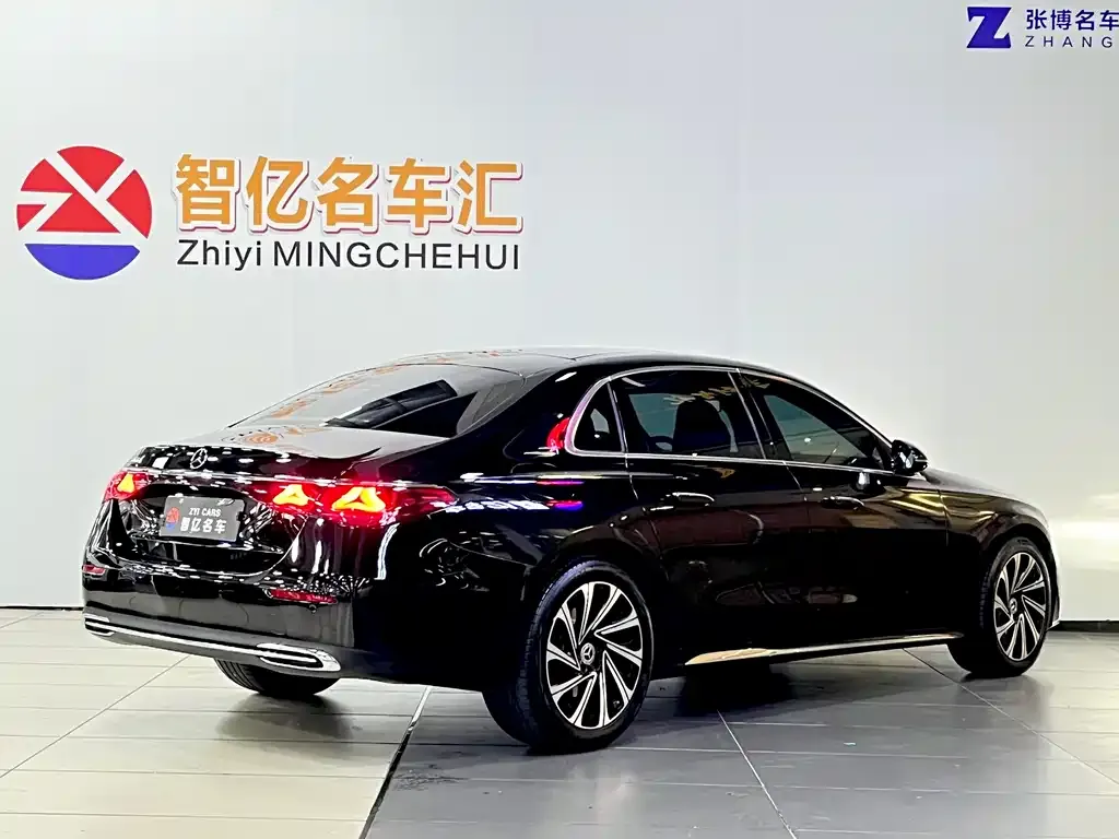 Mercedes-Benz E-Class 2024 из CN, фото 5
