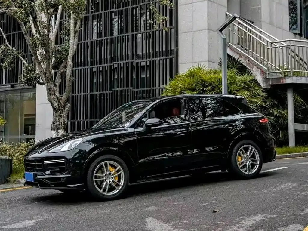 Porsche Cayenne 2023 из CN, фото 1