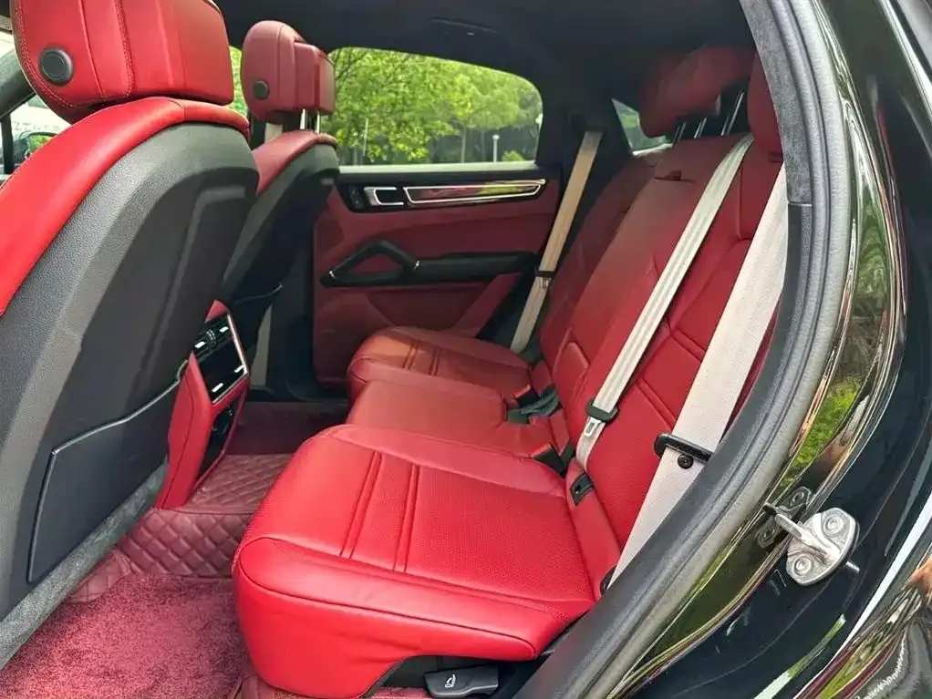 Porsche Cayenne 2023 из CN, фото 9