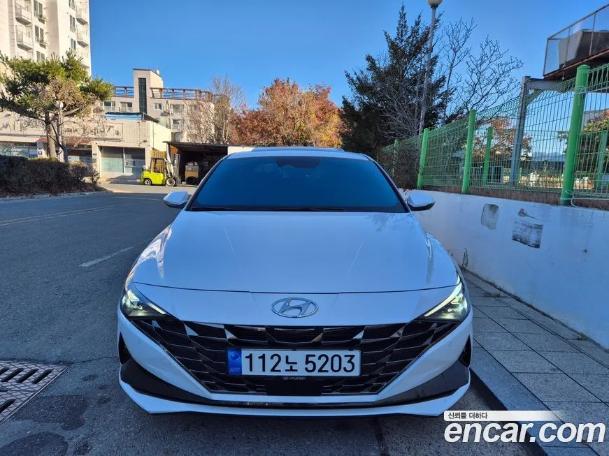Hyundai AVANTE 2023 из KR, фото 3