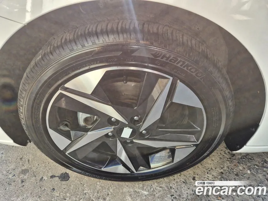Hyundai AVANTE 2023 из KR, фото 5