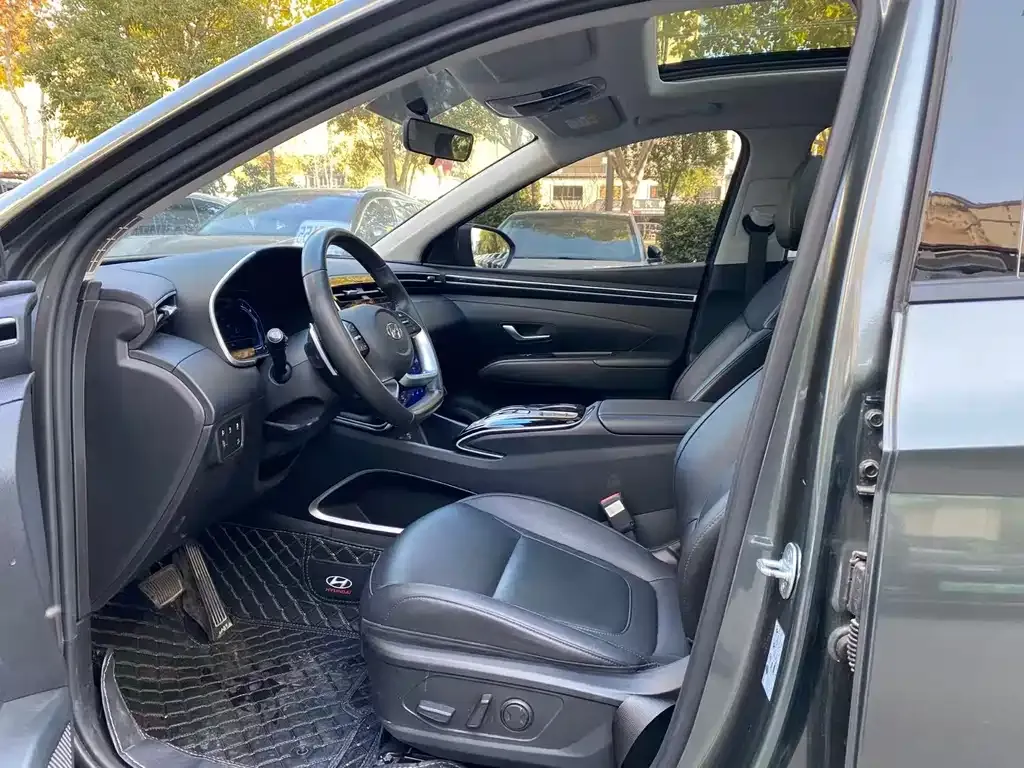 Hyundai Tucson 2023 из CN, фото 5