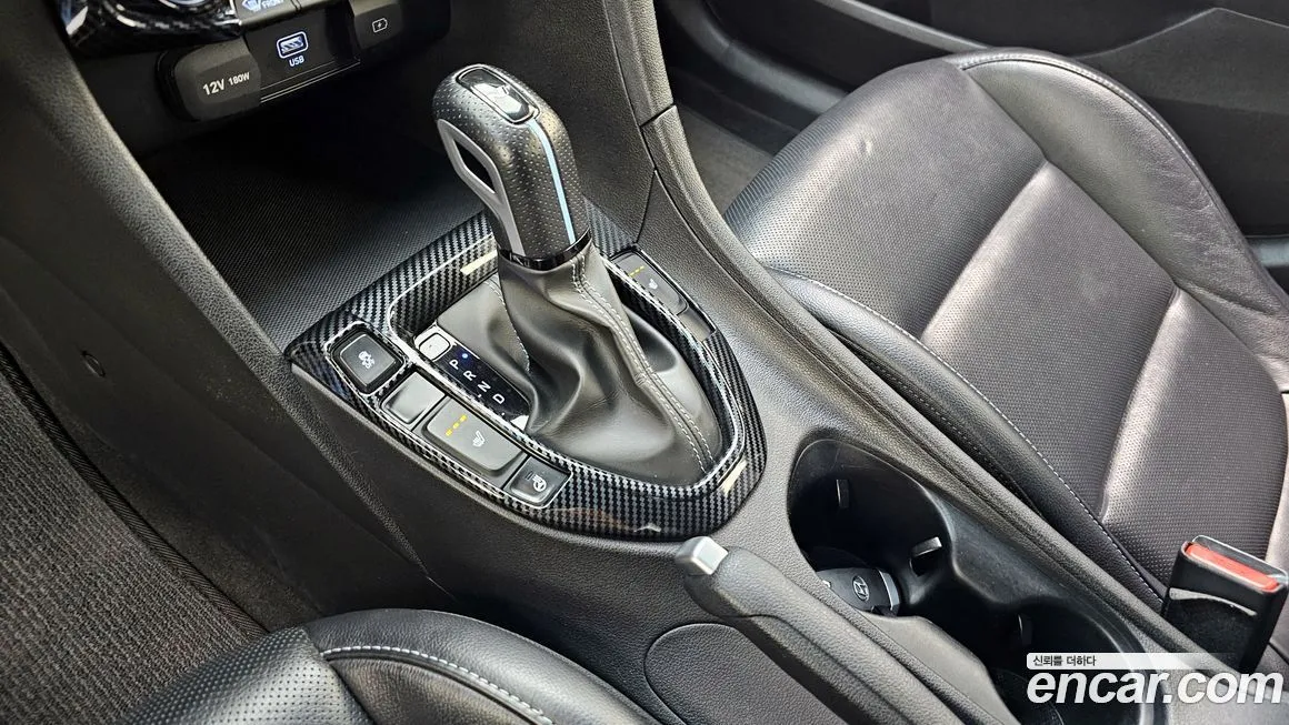 Hyundai Veloster 2021 из KR, фото 9