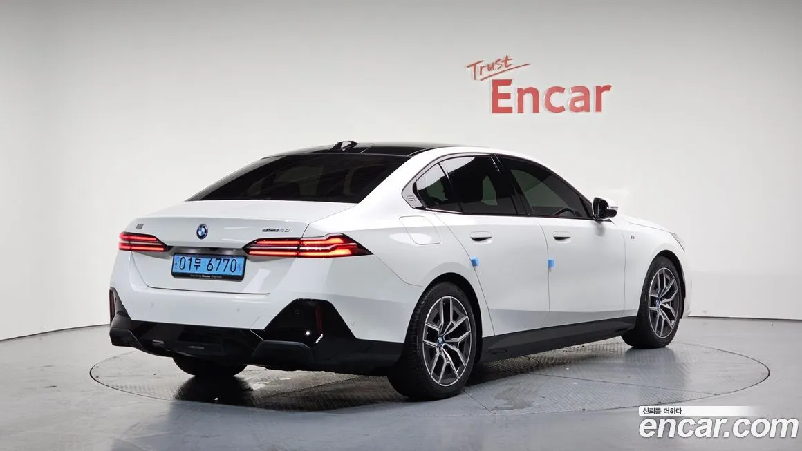 BMW i5 2025 из KR, фото 2