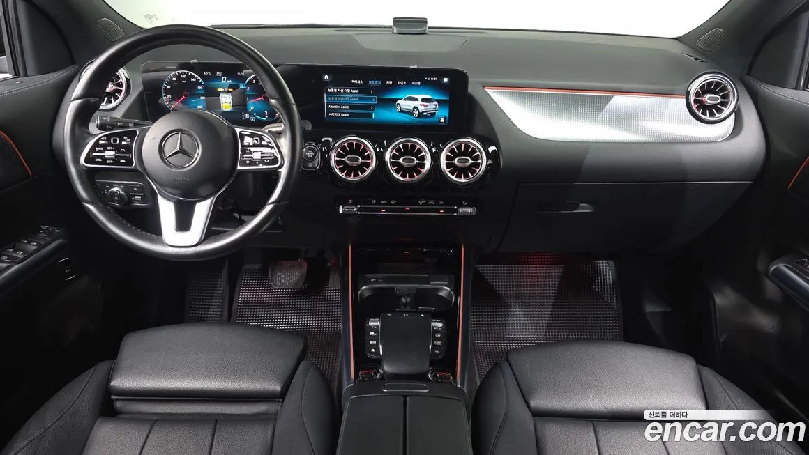 Mercedes-Benz GLA-Class — фото 7