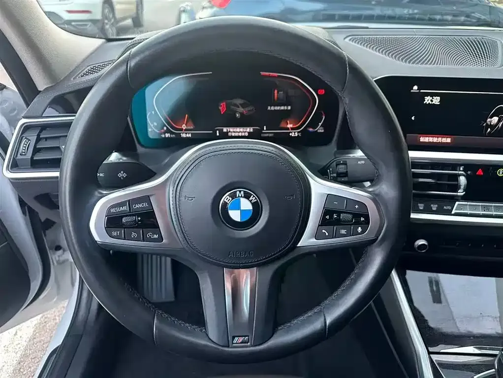 BMW 3 Series 2021 из CN, фото 10