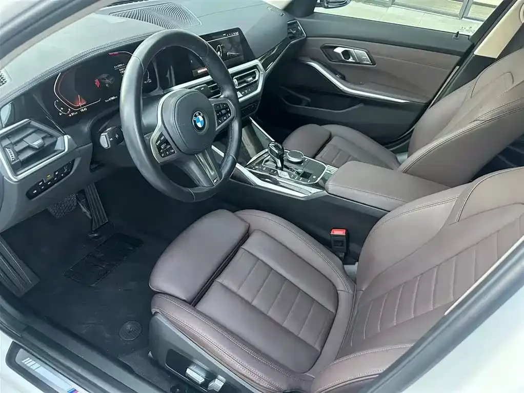 BMW 3 Series 2021 из CN, фото 7