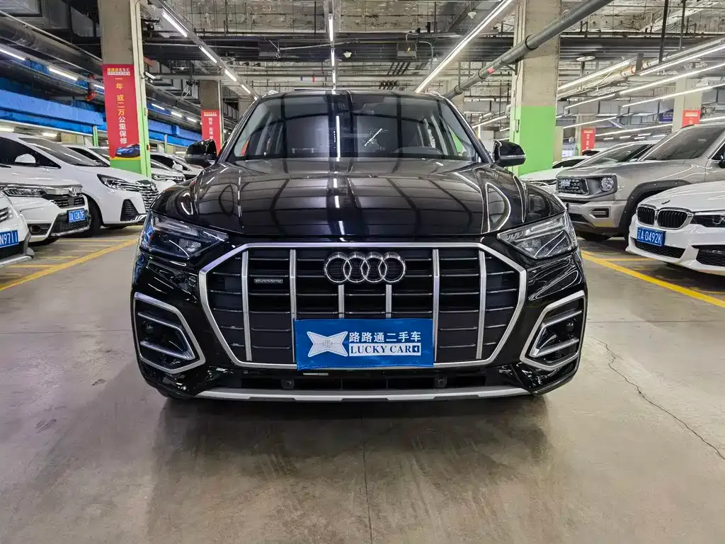 Audi Q5L 2021 из CN, фото 2