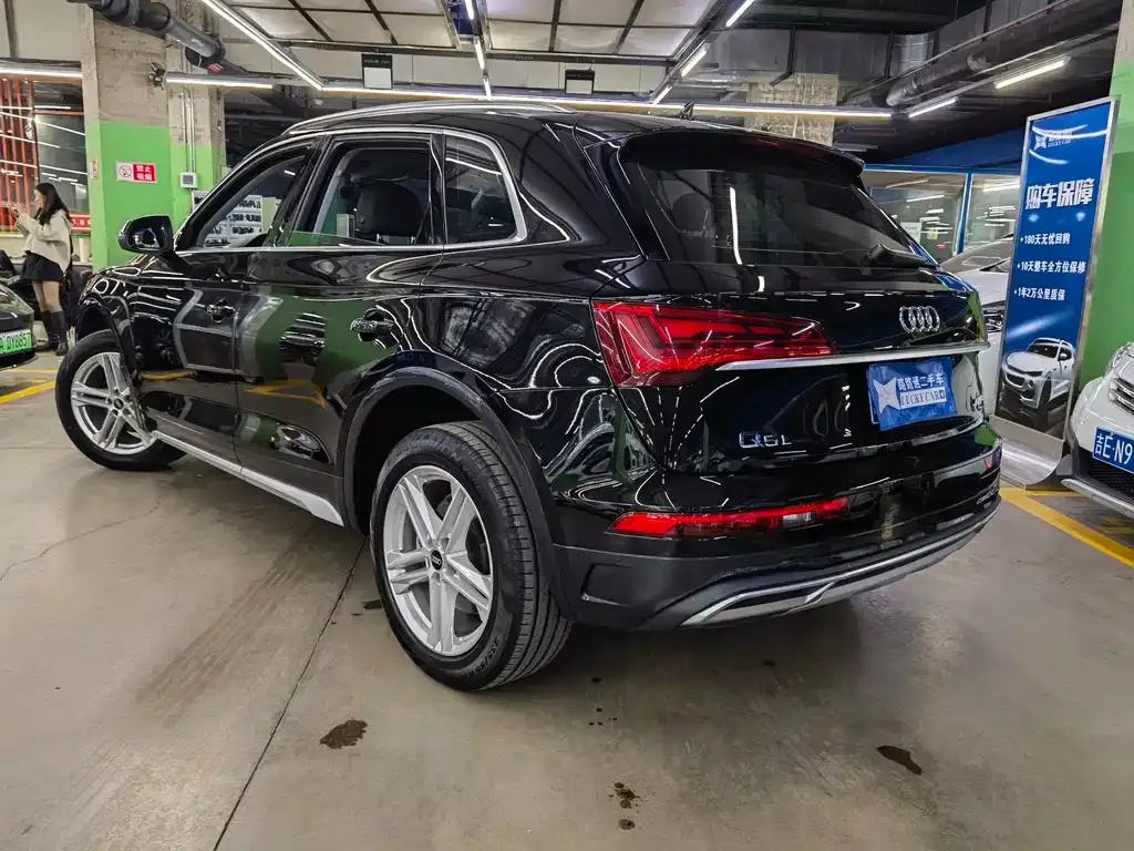 Audi Q5L 2021 из CN, фото 4