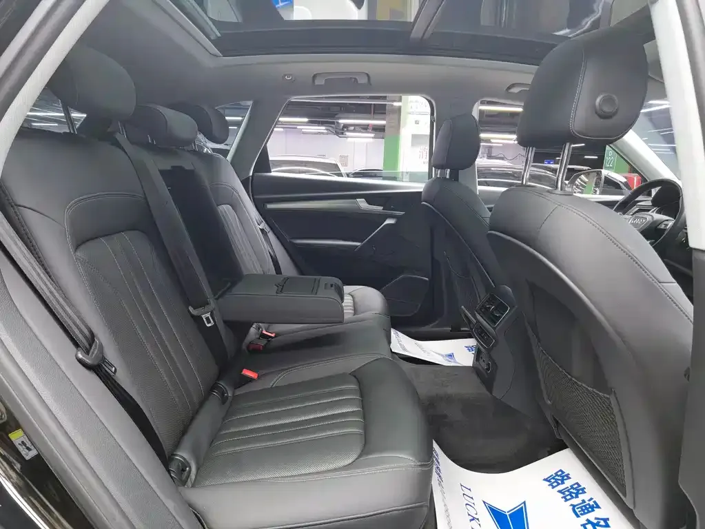 Audi Q5L 2021 из CN, фото 9