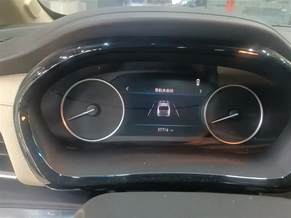 Buick GL8 2023 из CN, фото 7