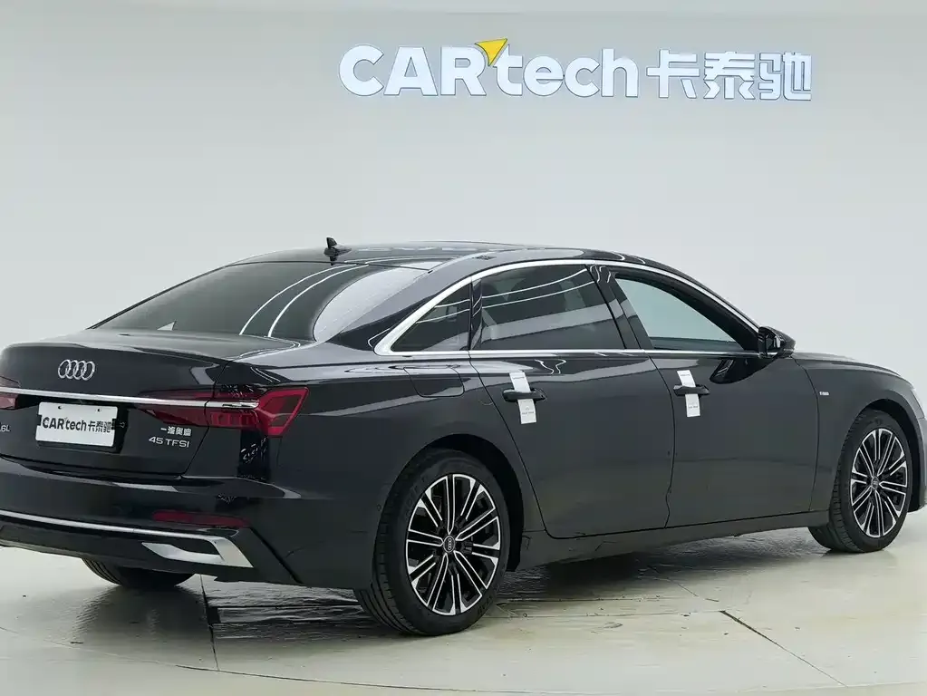 Audi A6L 2023 из CN, фото 4