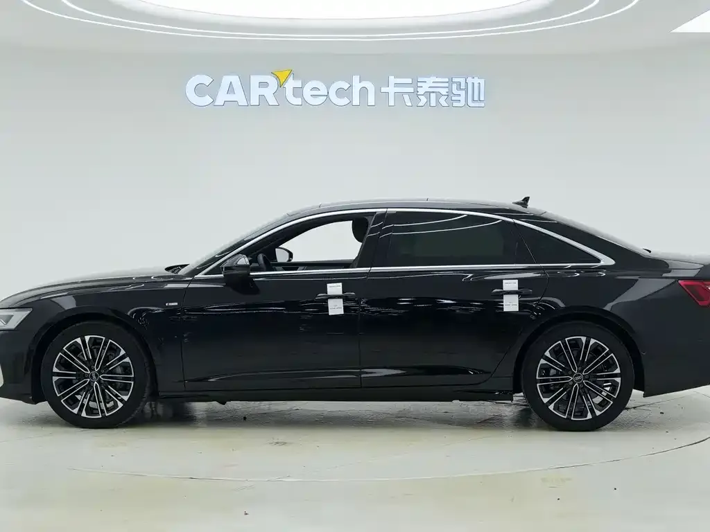 Audi A6L 2023 из CN, фото 5