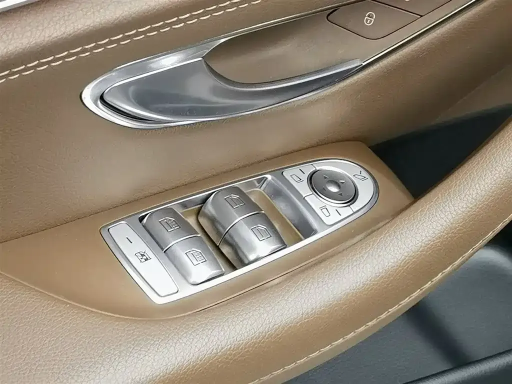 Mercedes-Benz E-Class 2023 из CN, фото 9