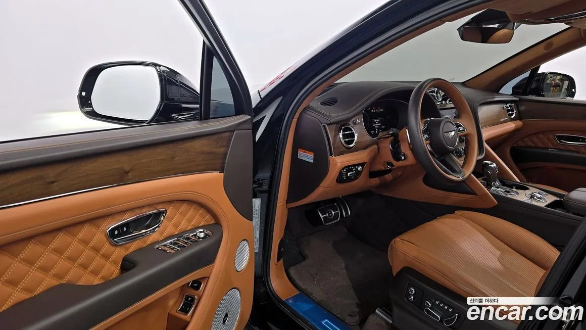 Bentley Bentayga 2023 из KR, фото 10