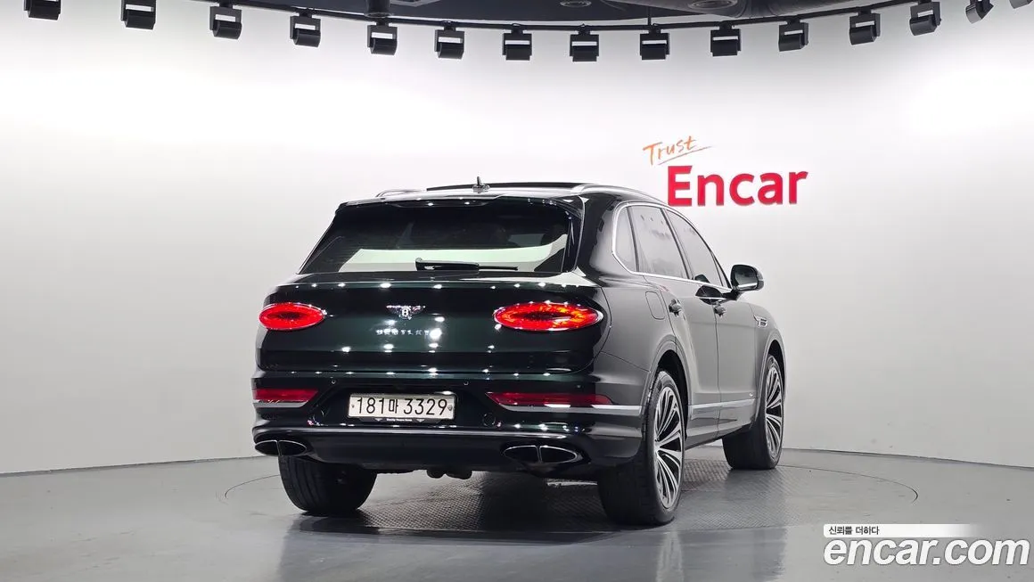 Bentley Bentayga 2023 из KR, фото 4