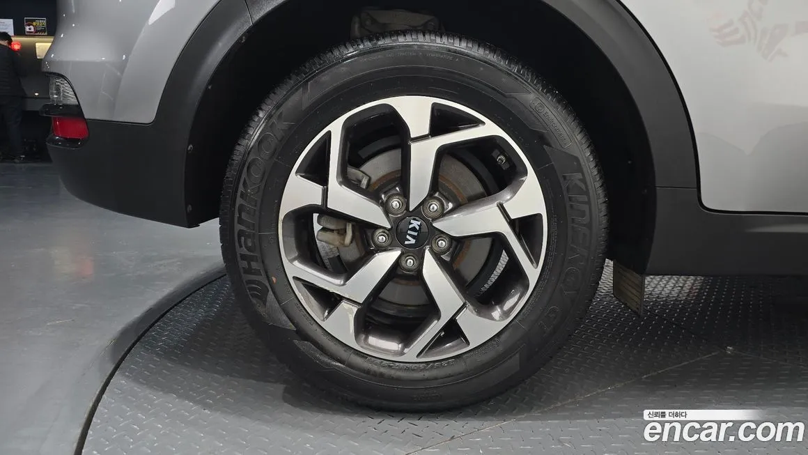 Kia Sportage — фото 5