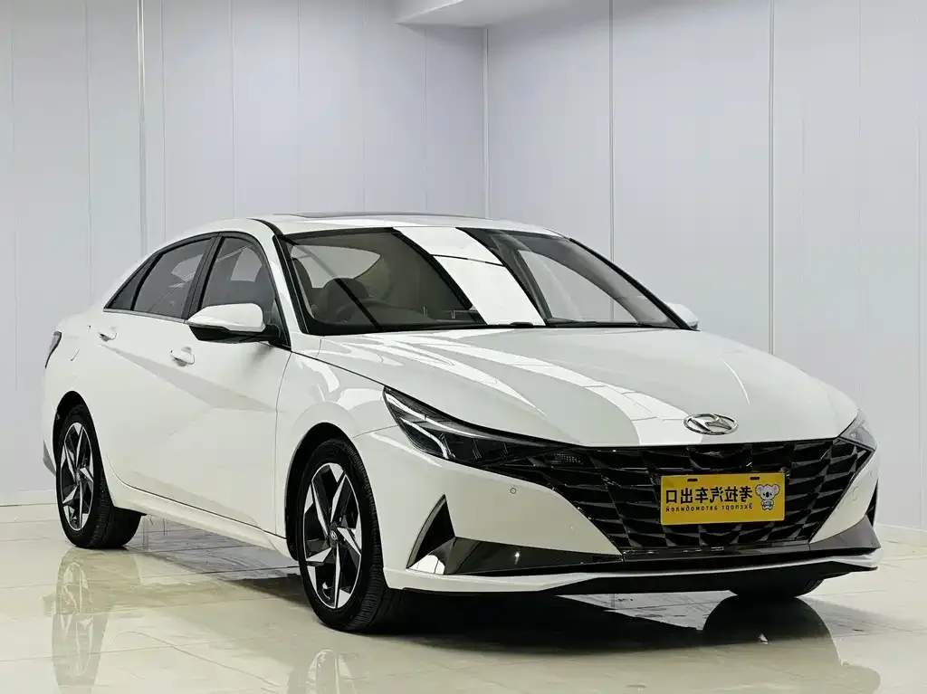 Hyundai Elantra 2023 из CN, фото 8