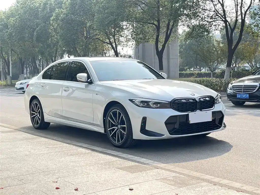 BMW 3 Series 2024 из CN, фото 4