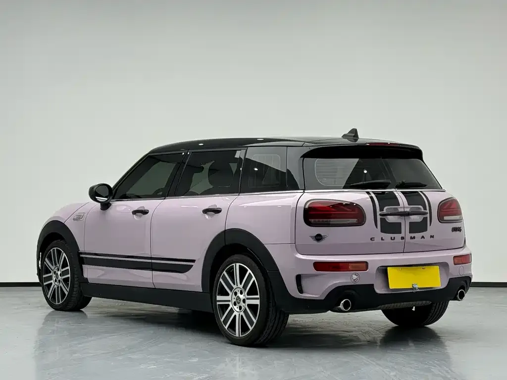 MINI Clubman — фото 7