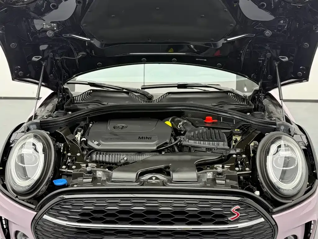 MINI Clubman — фото 8